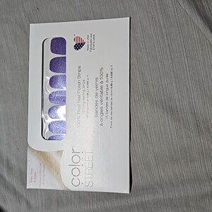 Color Street Nail Strips in 'Glitter Days Ahead'